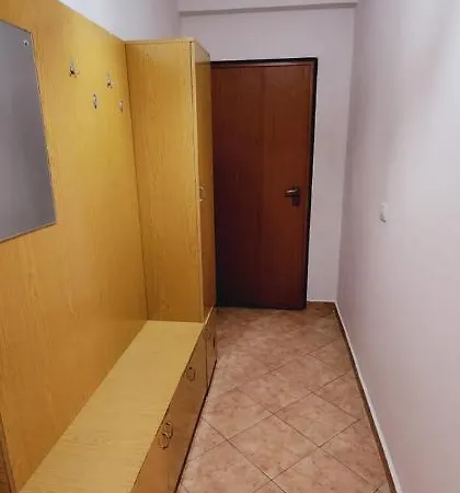 15 Apartment Golem (Tirana)